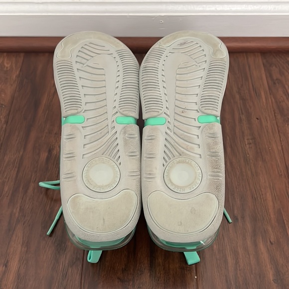 Nike air max NYC edition - Picture 3 of 3